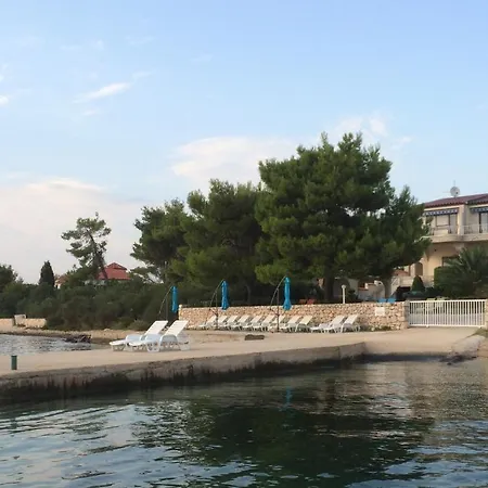 Penzion And By The Sea Pirovac, Sibenik - 13654 4*