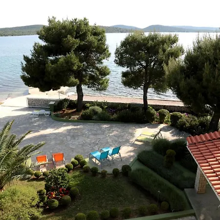 And By The Sea Pirovac, Sibenik - 13654 Pirovac
