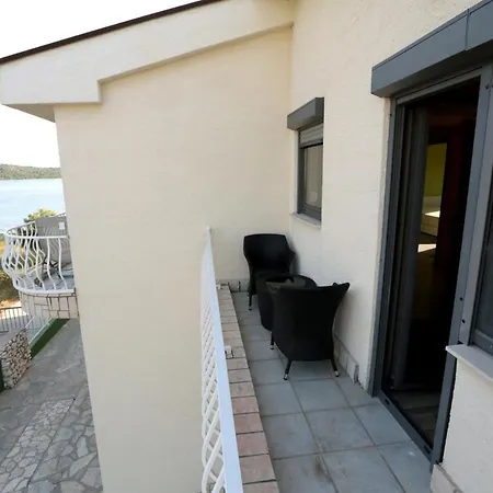 And By The Sea Pirovac, Sibenik - 13654 Pirovac