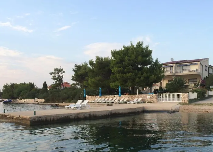 招待所 And By The Sea Pirovac, Sibenik - 13654 4*