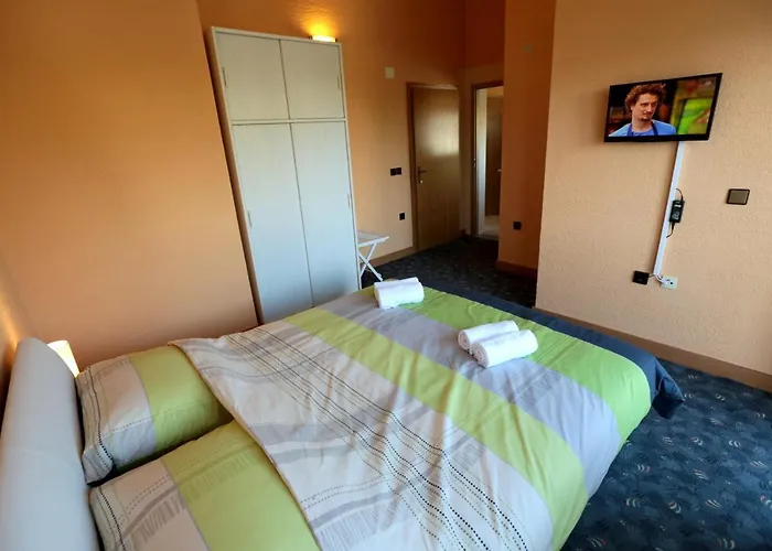 And By The Sea Pirovac, Sibenik - 13654