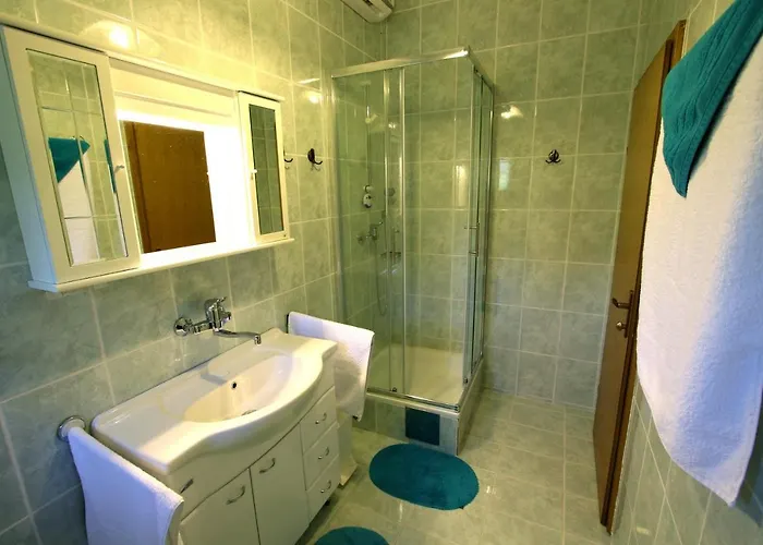 And By The Sea Pirovac, Sibenik - 13654 招待所 皮罗瓦茨