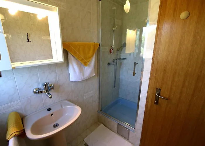 And By The Sea Pirovac, Sibenik - 13654 皮罗瓦茨